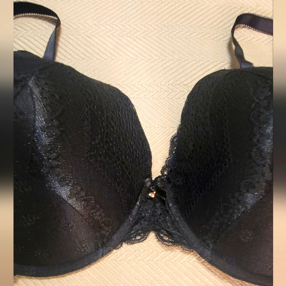 Black Lace Bra [NWOT] - Picture 3 of 12